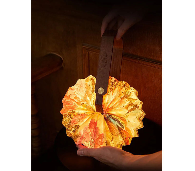 Traditional-lantern-texture-restored.jpg Traditional-lantern-texture-restored.jpg